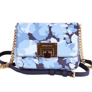 Micheal Kors Tina Crossbody